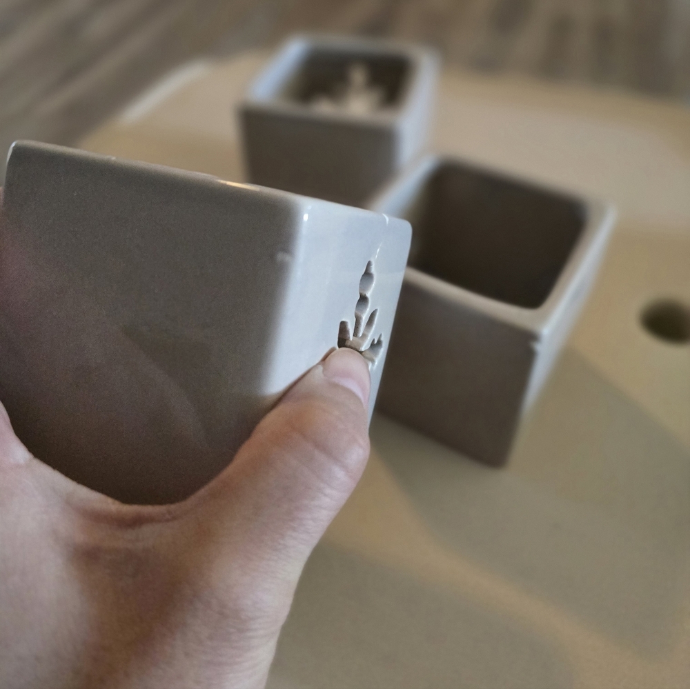 Ceramic Snowflake Containers Set Of 3 - Picture 5 of 6